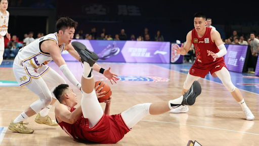 与一对
